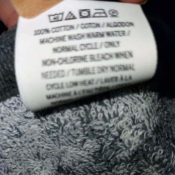 PINK Beach Towel NIP - Picture 7 of 7